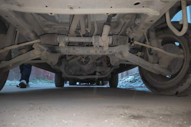 Used Jinbei Starfish A7 2011 1.0L Special Offer DL465Q3 Chassis Front