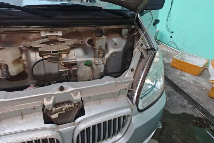 Used Jinbei Starfish A7 2011 1.0L Special Offer DL465Q3 Engine Bay Left
