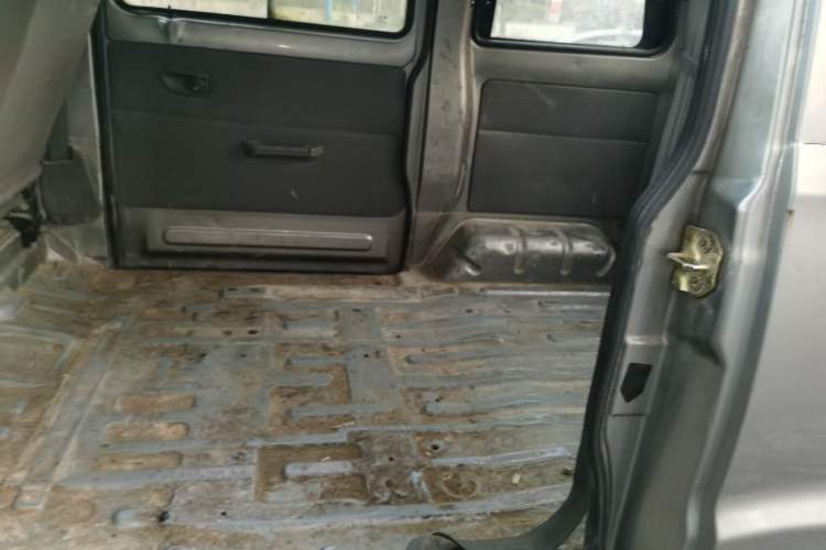 Used Jinbei Starfish A7 2011 1.0L Special Offer DL465Q3 Left Rear Seat