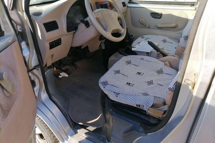 Used Jinbei Starfish A7 2012 1.0L Light & Dynamic Version DL465Q5 Left Front Seat