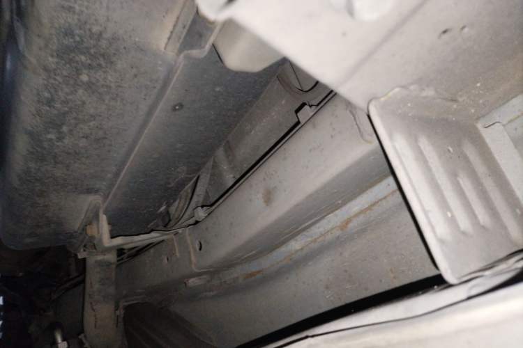 Used Jinbei Starfish A9 2011 1.0L Luxury Edition Chassis Rear Right