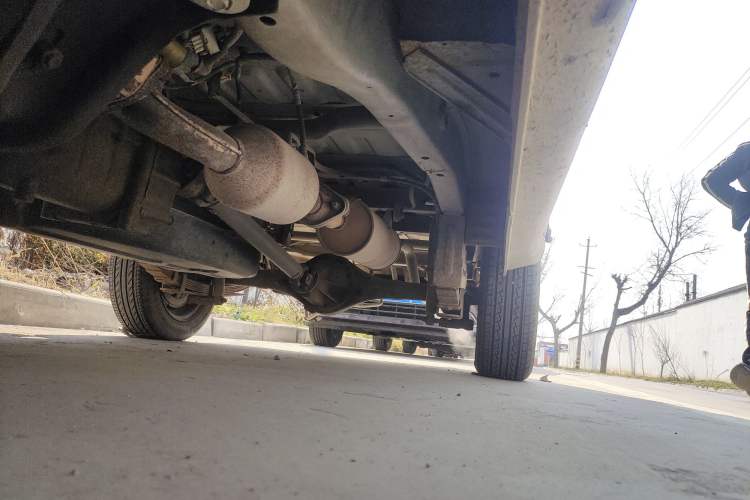 Used Jinbei Starfish A9 2011 1.0L Standard Edition Chassis Front Left
