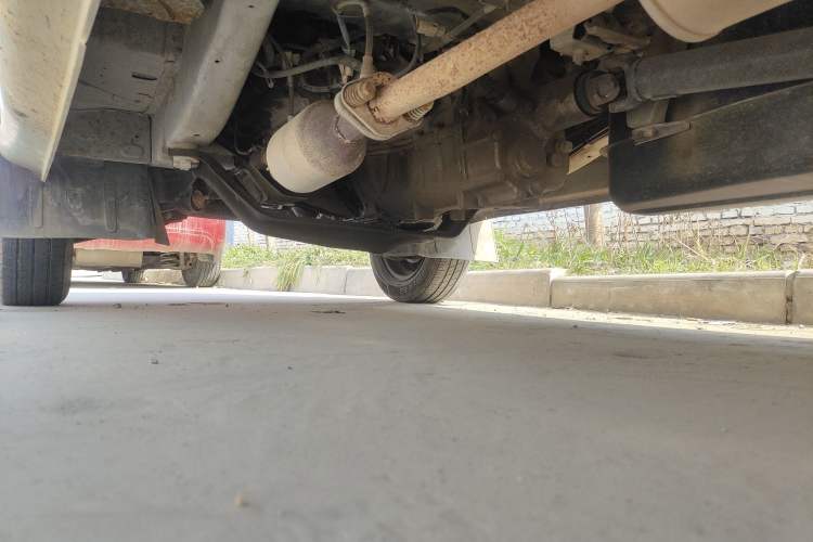Used Jinbei Starfish A9 2011 1.0L Standard Edition Chassis Rear Left