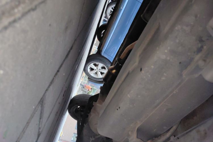 Used Jinbei Starfish A9 2011 1.0L Standard Edition Chassis Rear Right