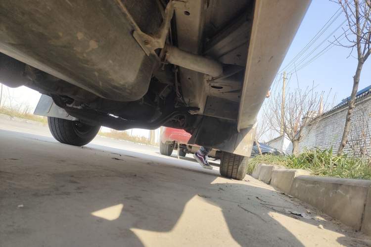 Used Jinbei Starfish A9 2011 1.0L Standard Edition Chassis Rear Right