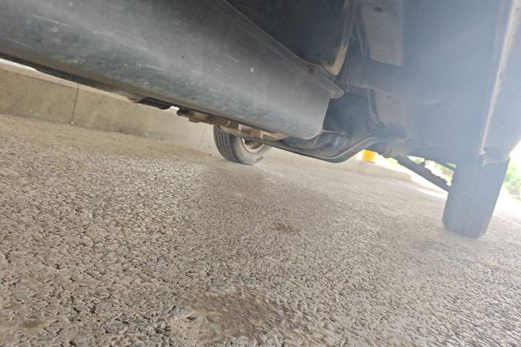 Used Jinbei Starfish A9 2011 1.0L Standard Edition Chassis Rear Right