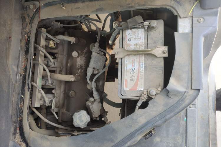 Used Jinbei Starfish A9 2011 1.0L Standard Edition Engine Bay Left