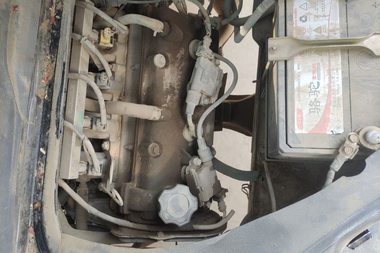 Used Jinbei Starfish A9 2011 1.0L Standard Edition Engine Bay