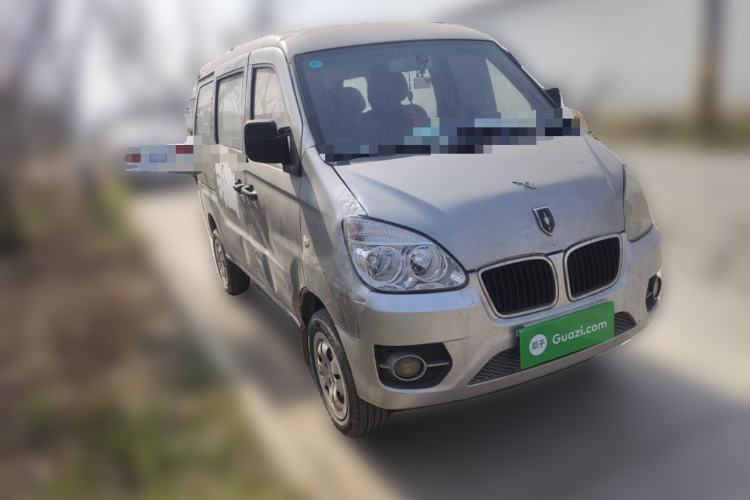 Used Jinbei Starfish A9 2011 1.0L Standard Edition Front Right 45 Deg