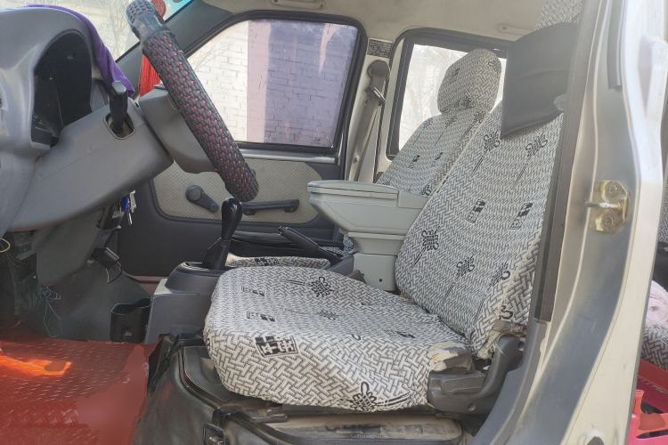 Used Jinbei Starfish A9 2011 1.0L Standard Edition Left Front Seat