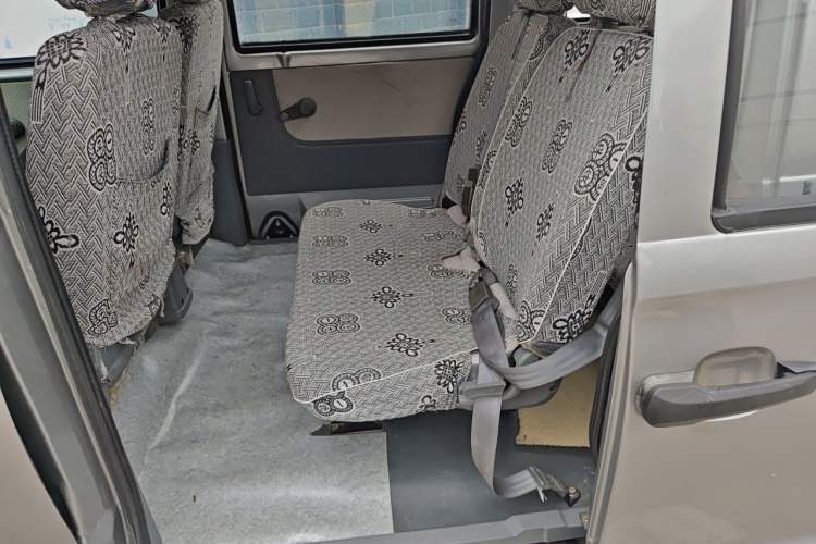 Used Jinbei Starfish A9 2011 1.0L Standard Edition Left Rear Seat