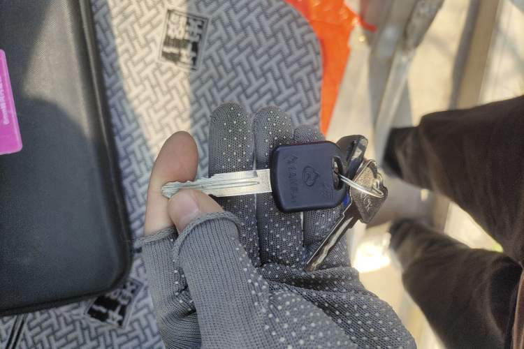 Used Jinbei Starfish A9 2011 1.0L Standard Edition Vehicle Key