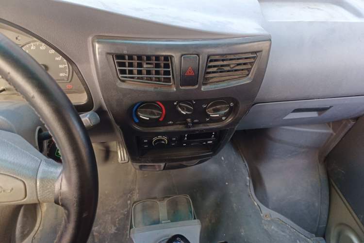 Used Jinbei Starfish A9 2011 1.0L Standard Edition Audio And AC Panel