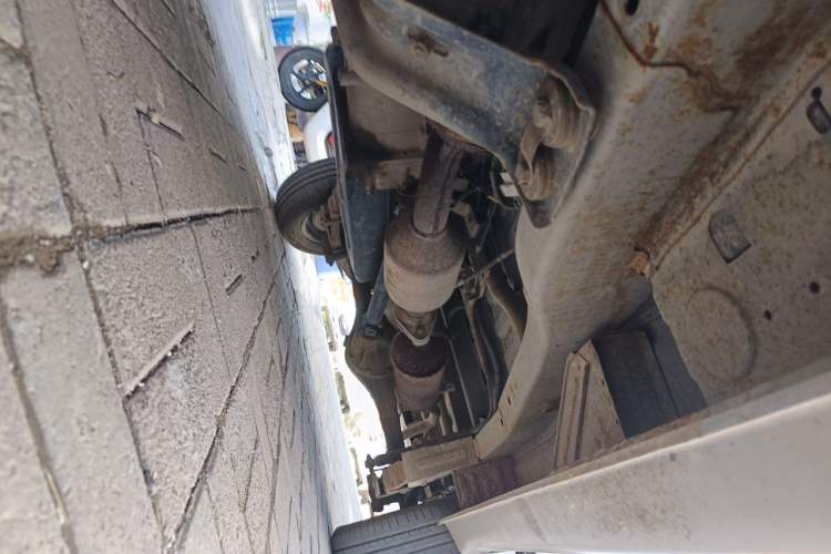 Used Jinbei Starfish A9 2011 1.0L Standard Edition Chassis Front Left