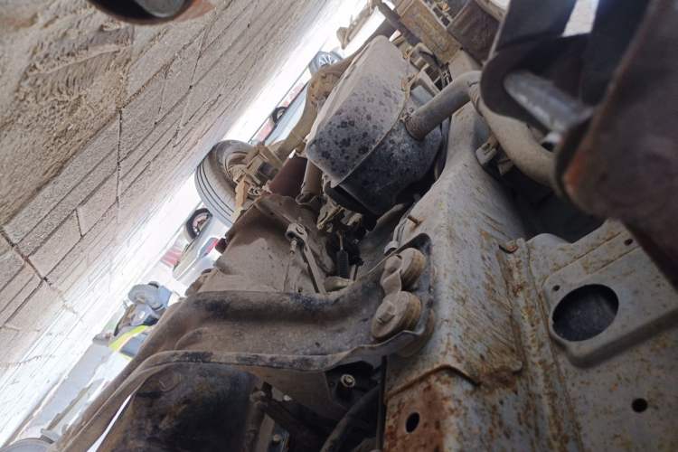 Used Jinbei Starfish A9 2011 1.0L Standard Edition Chassis Front Right
