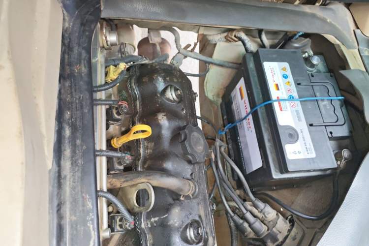 Used Jinbei Starfish A9 2011 1.0L Standard Edition Engine Bay Left