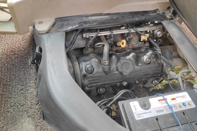 Used Jinbei Starfish A9 2011 1.0L Luxury Edition Engine Bay Right