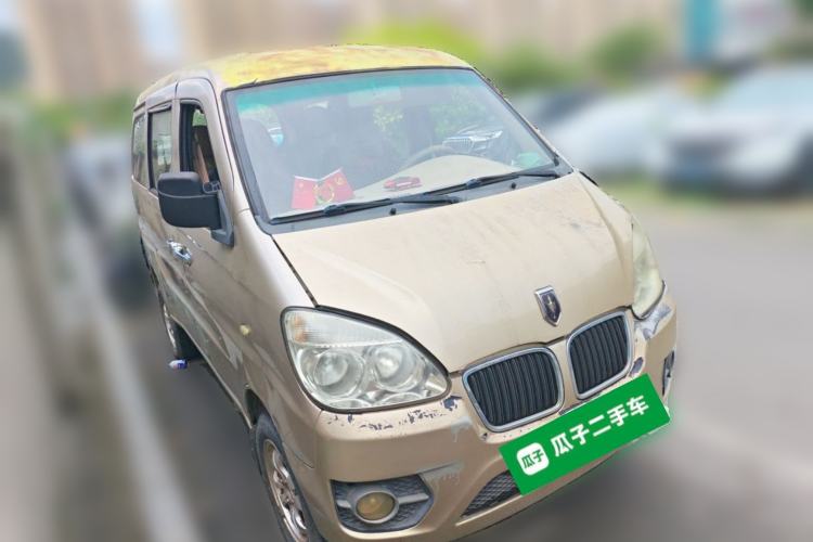 Used Jinbei Starfish A9 2011 1.0L Standard Edition Front Right 45 Deg