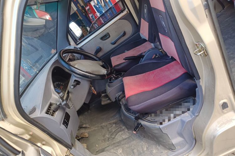 Used Jinbei Starfish A9 2011 1.0L Standard Edition Left Front Seat