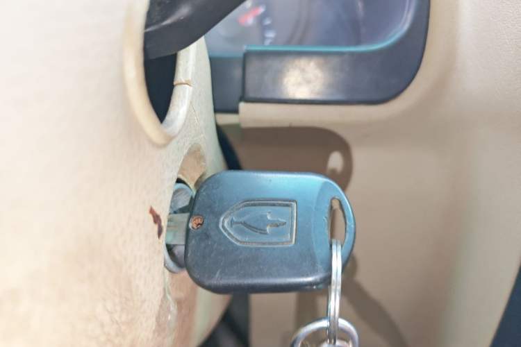 Used Jinbei Starfish A9 2011 1.0L Standard Edition Vehicle Key