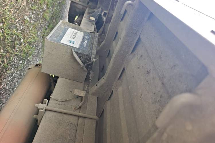 Used Jinbei T2S 2020 1.5L Standard Version 2.7-Meter Rear Single Wheel China VI Emission Standard SWC15M Chassis Rear Left