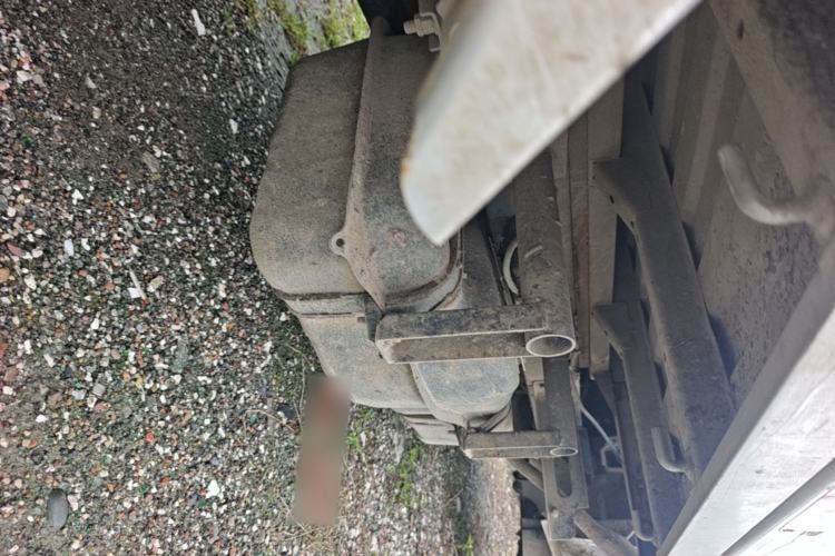 Used Jinbei T2S 2020 1.5L Standard Version 2.7-Meter Rear Single Wheel China VI Emission Standard SWC15M Chassis Rear Right