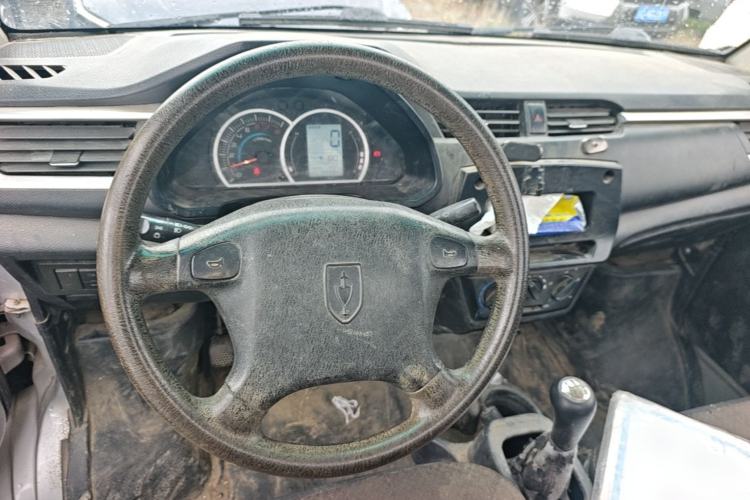 Used Jinbei T2S 2020 1.5L Standard Version 2.7-Meter Rear Single Wheel China VI Emission Standard SWC15M Steering Wheel