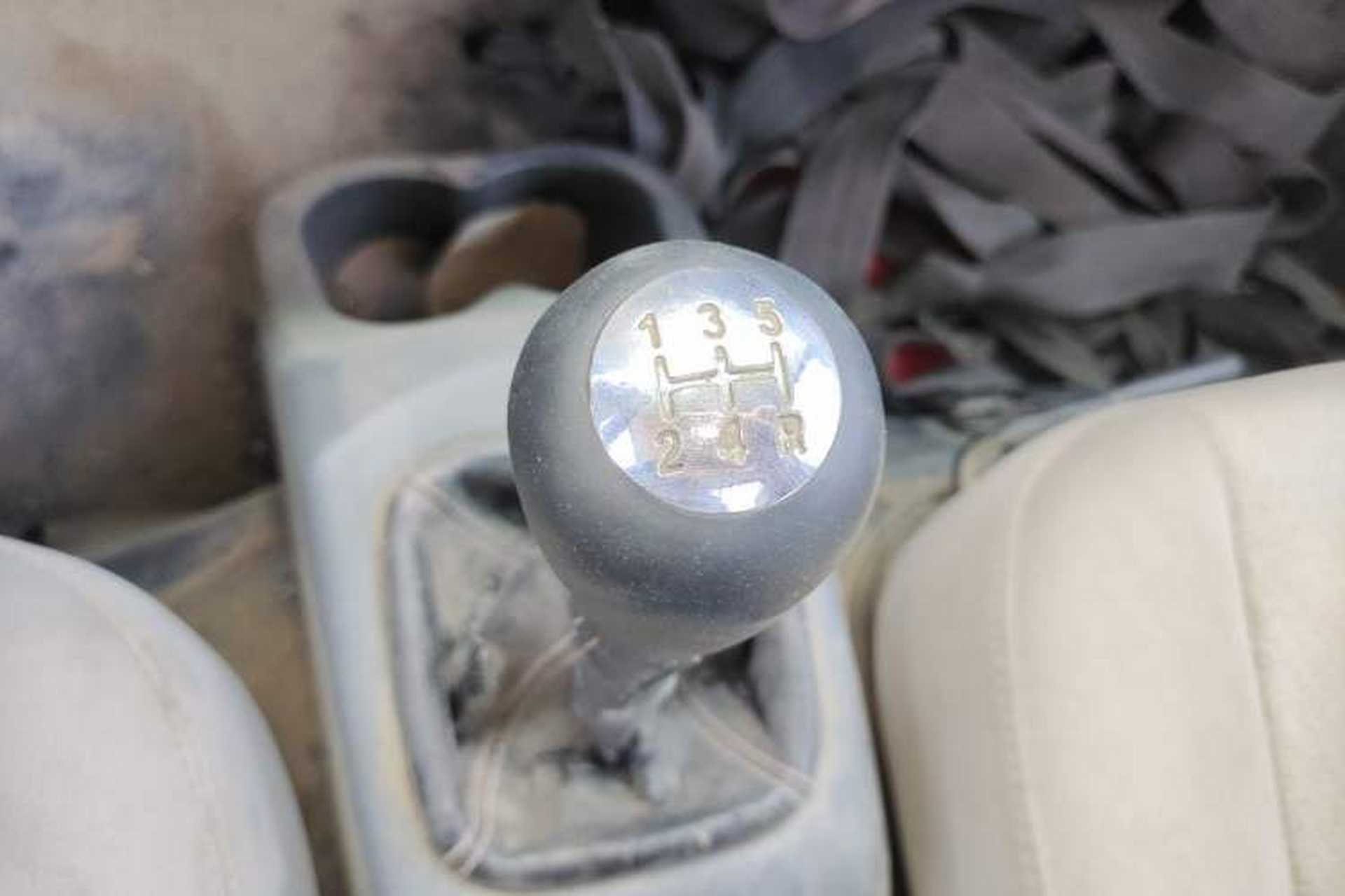 Used Jinbei T3 2017 1.5L Standard Model DLCG14 Gear Lever