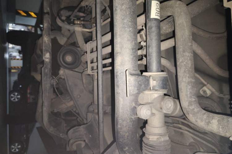 Used Jinbei T3 2019 1.5L China VI Dual-Cab Restyled Comfort Plus Extended Version JKC1021SS6FL Chassis Front