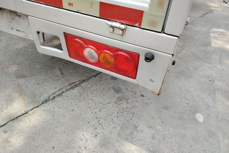 Used Jinbei T3 2019 1.5L China VI Dual-Cab Comfort Plus Extended Version JKC1030SS6FL Exterior 3