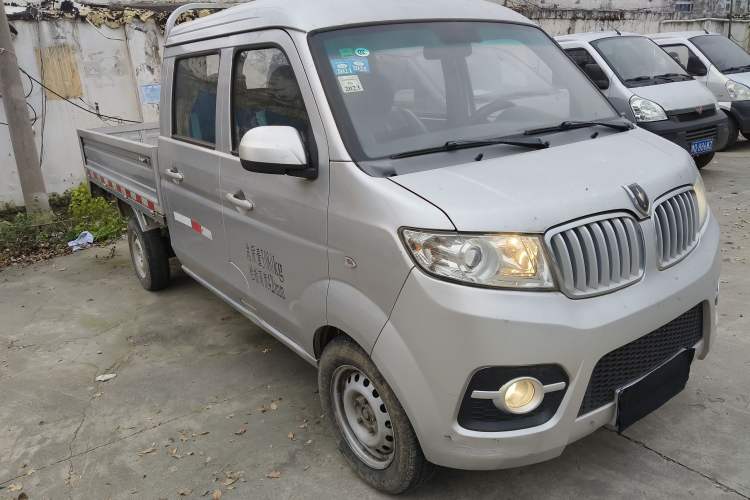 Used Jinbei T3 2019 1.5L China VI Dual-Cab Wealthy-Grade Extended Version JKC1021SS6FL Front Right 45 Deg