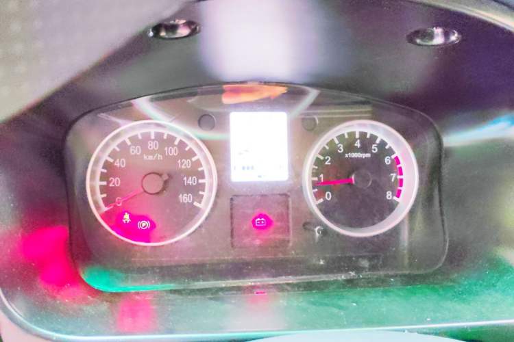 Used Jinbei T3 2019 1.5L China VI Standard JKC1030DS6BL Independent Cargo Box Instrument Cluster