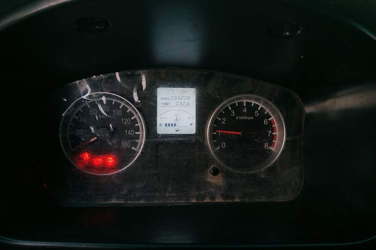 Used Jinbei T3 2019 1.5L China VI ZhiFu Edition JKC1020DS6BL Instrument Cluster