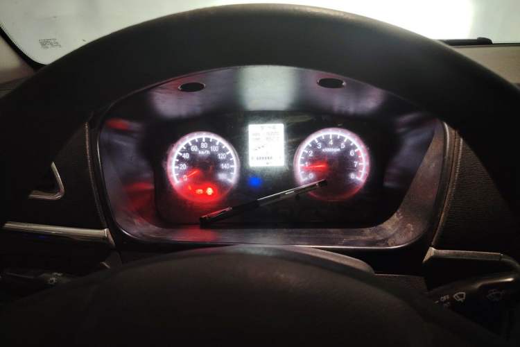 Used Jinbei T3 2019 1.5L China VI Dual-Cab Restyled Comfort Plus Extended Version JKC1021SS6FL Instrument Cluster