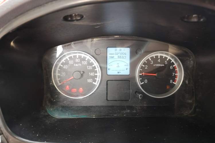 Used Jinbei T3 2019 1.5L China VI Dual-Cab Comfort Plus Extended Version JKC1030SS6FL Instrument Cluster