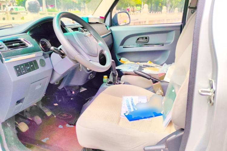 Used Jinbei T3 2019 1.5L China VI Standard JKC1030DS6BL Independent Cargo Box Left Rear Seat