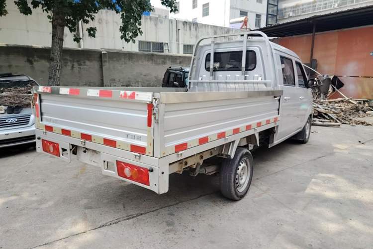 Used Jinbei T3 2019 1.5L China VI Dual-Cab Comfort Plus Extended Version JKC1030SS6FL Rear Right 45 Deg