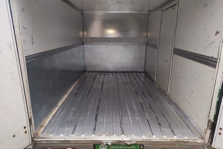 Used Jinbei T3  Trunk