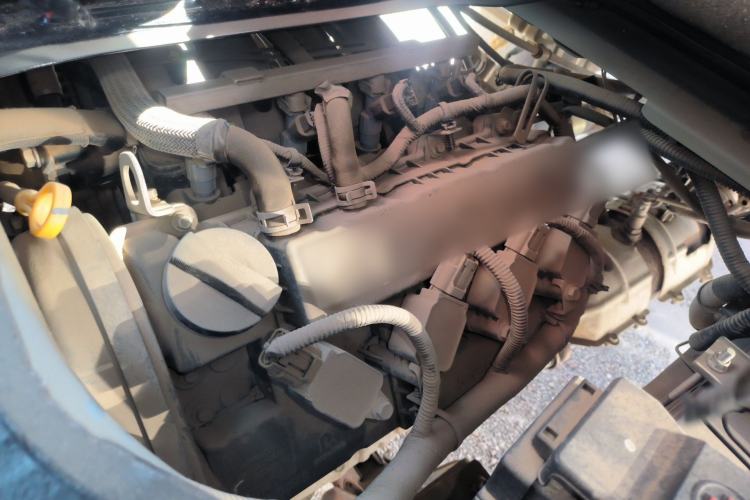Used Jinbei T3  Engine Bay