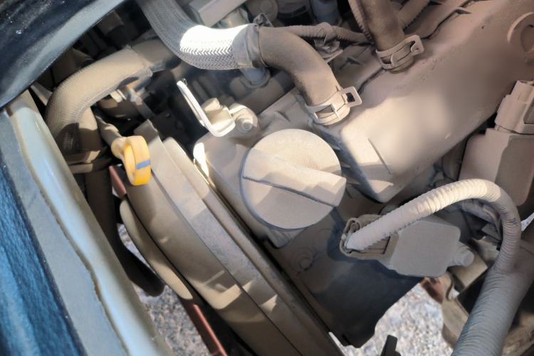 Used Jinbei T3  Engine Bay Right