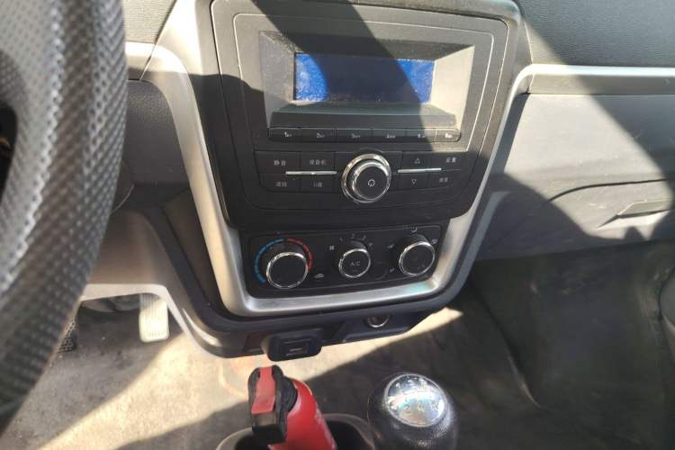 Used Jinbei T3 2022 1.5L China VI Dual-Cab Deluxe Version SWC15M Audio And AC Panel