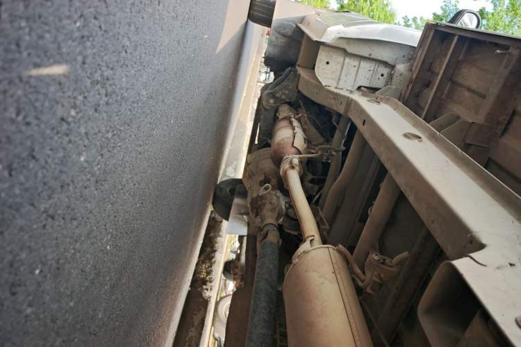 Used Jinbei T3  Chassis Rear Left