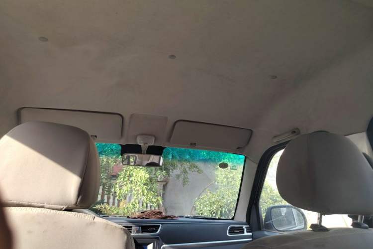 Used Jinbei T3 2022 1.5L China VI Dual-Cab Deluxe Version SWC15M Headliner