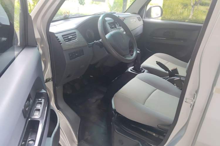 Used Jinbei T3 2023 1.5L Classic Model Single Cab 2.92 Meters Driver Seat