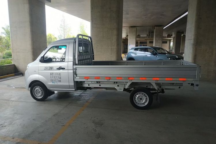 Used Jinbei T3 2023 1.5L Super-Comfort Single-Row 3.1-Meter Version Exterior 3
