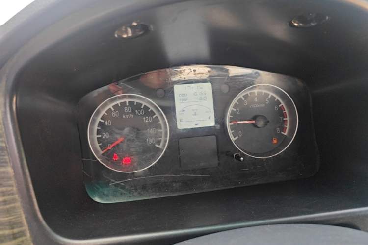 Used Jinbei T3 2023 1.5L Super Enjoyment Model Single Row 2.7 Meters Instrument Cluster