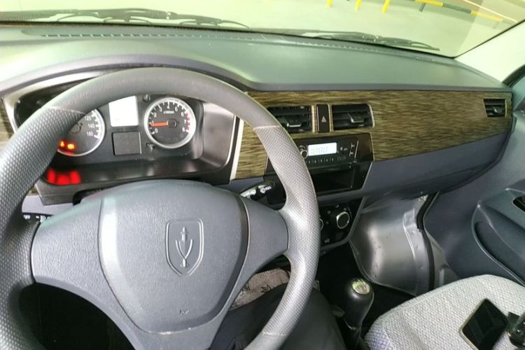 Used Jinbei T3 2023 1.5L Classic Model Single Cab 2.92 Meters Interior 2