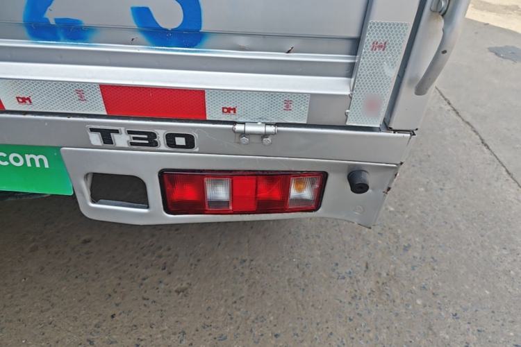 Used Jinbei T3 2023 1.5L Super Enjoyment Model Single Row 2.7 Meters Right Rear Taillight