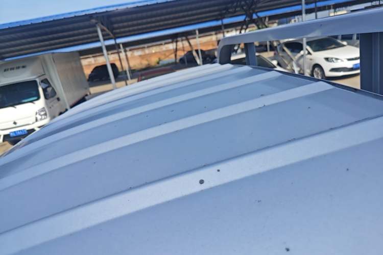 Used Jinbei T3 2023 1.5L Super Enjoyment Model Single Row 2.7 Meters Roof