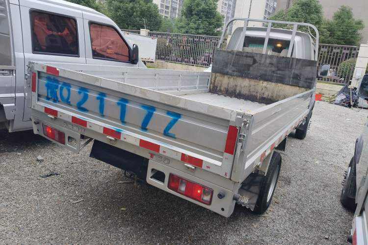 Used Jinbei T5 2022 1.6L Standard Version Rear Dual Wheels 3.4 Meters China VI SWD16M Rear Right 45 Deg